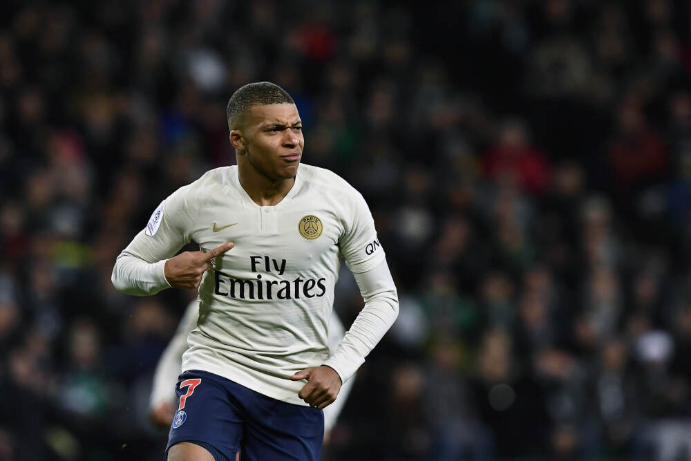 县城零售，冰火两重天